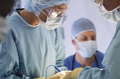 别不把鱼鳞病当回事，不治疗症状随年龄增长会更严重